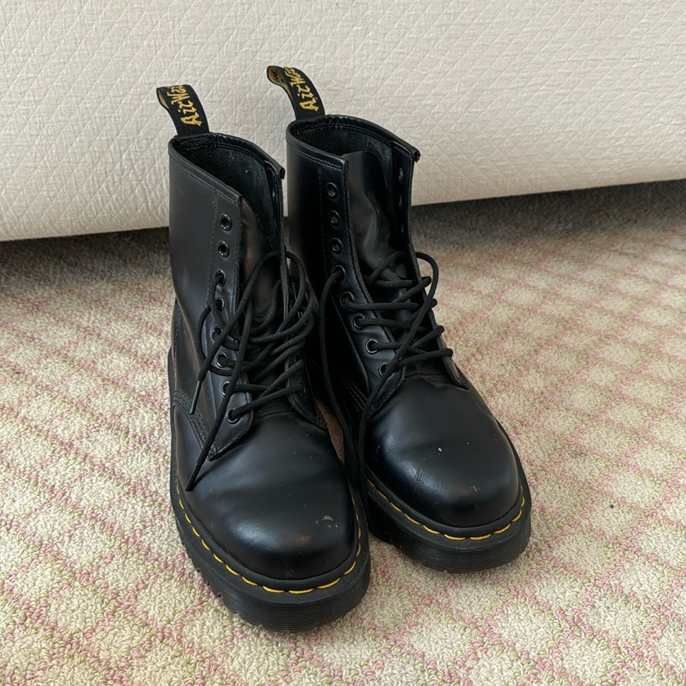 Dr. Martens Jadon Boot Smooth Leather Platform